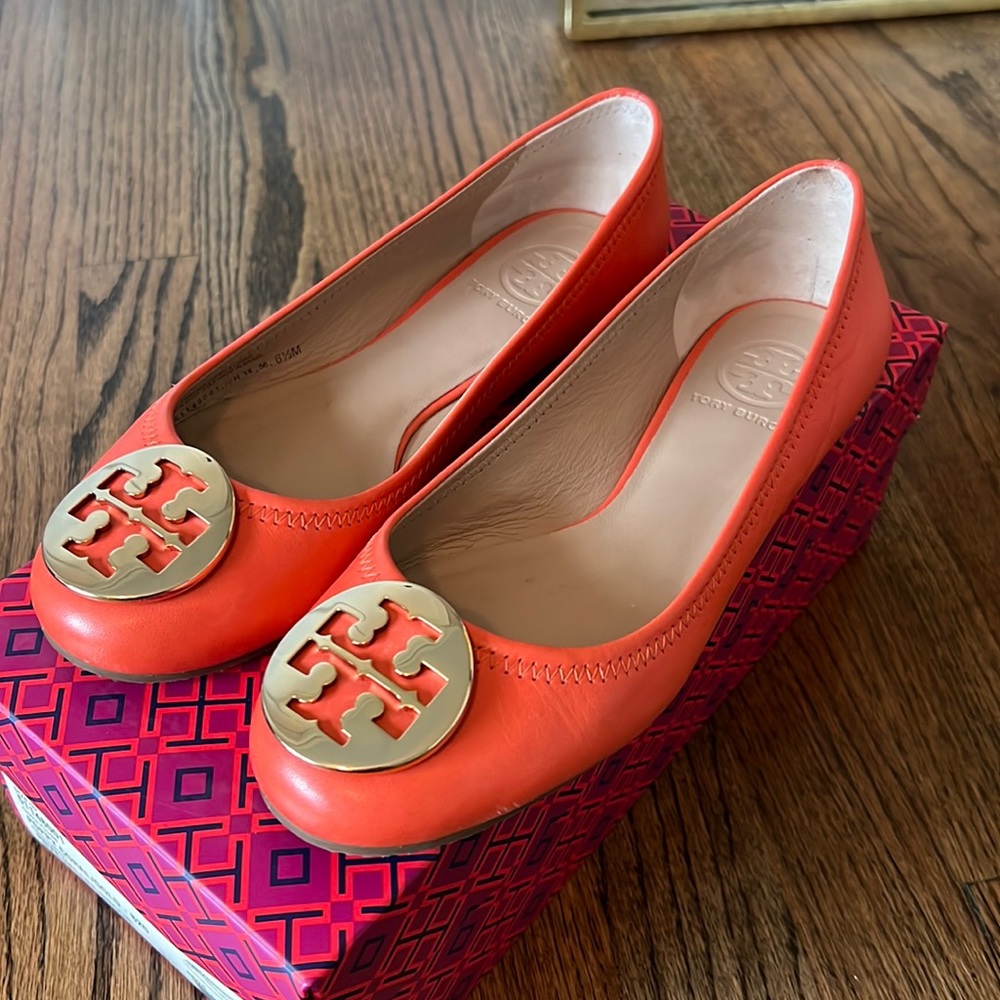 Tory Burch Reva Ballet flats, lightly used, poppy coral color, size 6.5